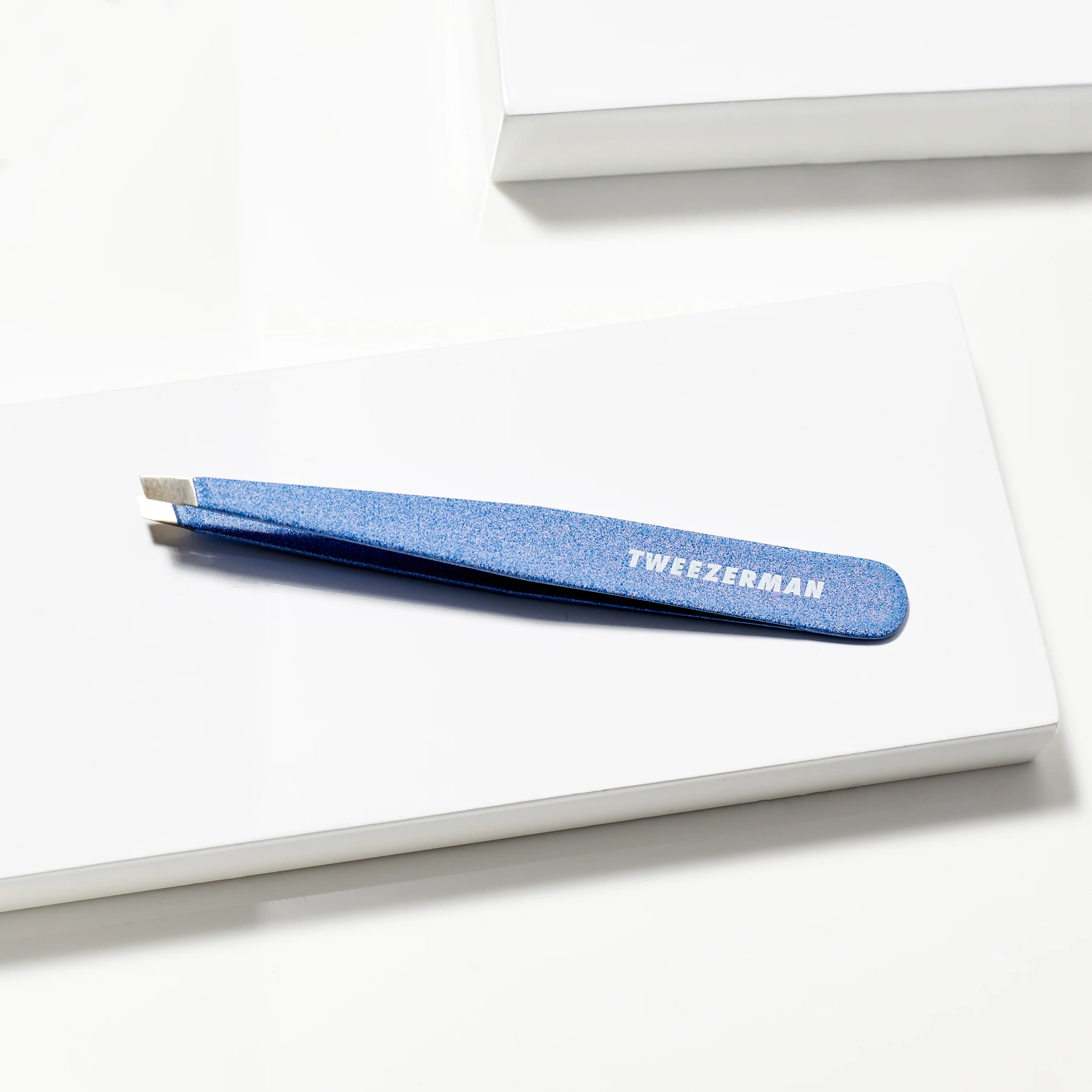 Granite Sky Slant Tweezer - Image 5